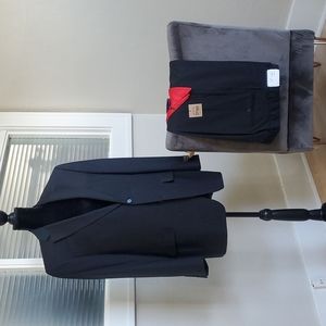 42R black suit with 32R pant NWT S.Cohen with 2 pocket squares